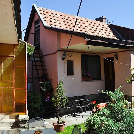 Lugas Szallas Jászberény Exteriér fotografie