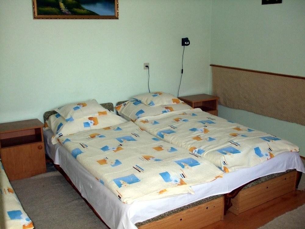 Lugas Szallas Jászberény Pokoj fotografie